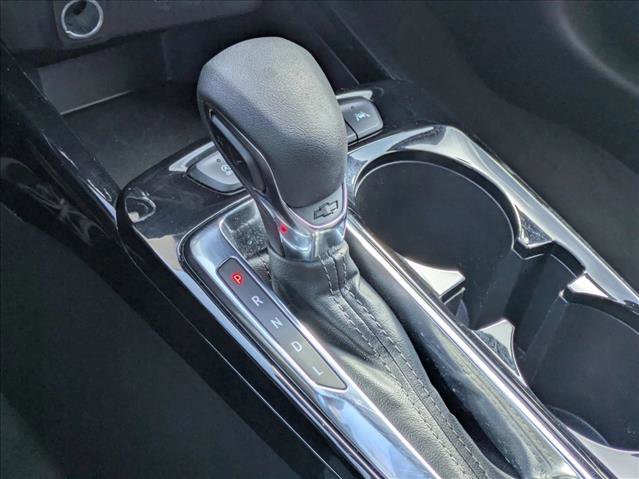 Used 2025 Chevrolet Trax LT FWD image 17
