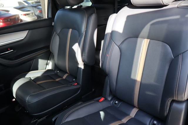 Used 2024 MAZDA CX-90 Plug-In Hybrid w/ Premium Plus AWD/4WD image 16