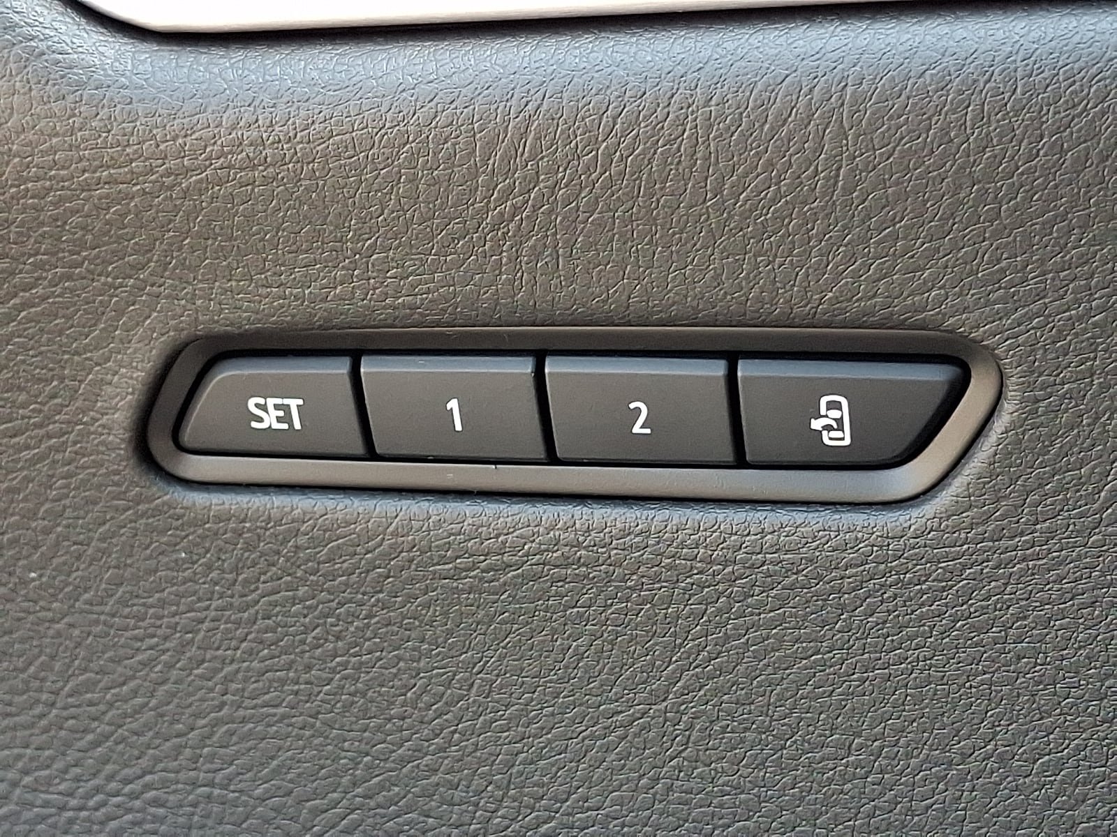 Used 2020 Cadillac XT6 Sport AWD/4WD image 25