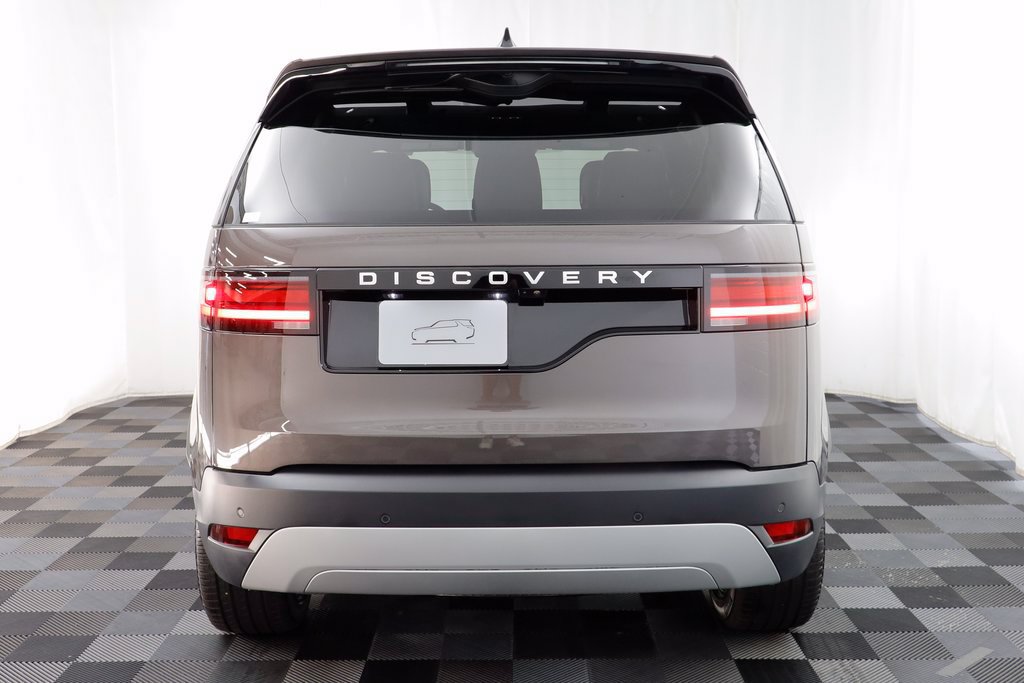 New 2025 Land Rover Discovery S AWD/4WD image 17