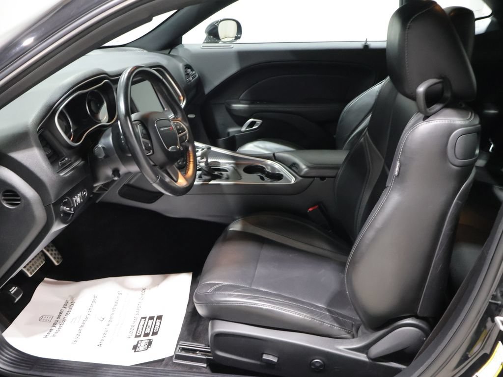 Used 2018 Dodge Challenger GT AWD/4WD image 10