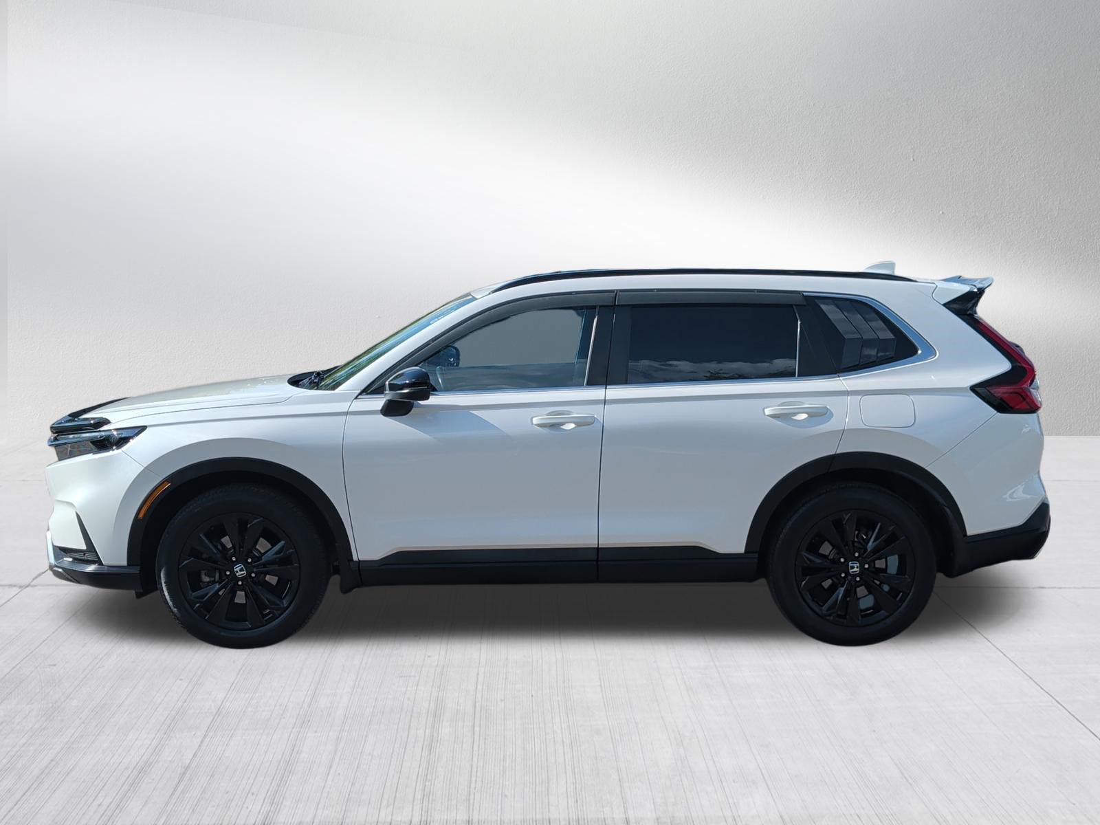 Used 2024 Honda CR-V Sport Touring image 4