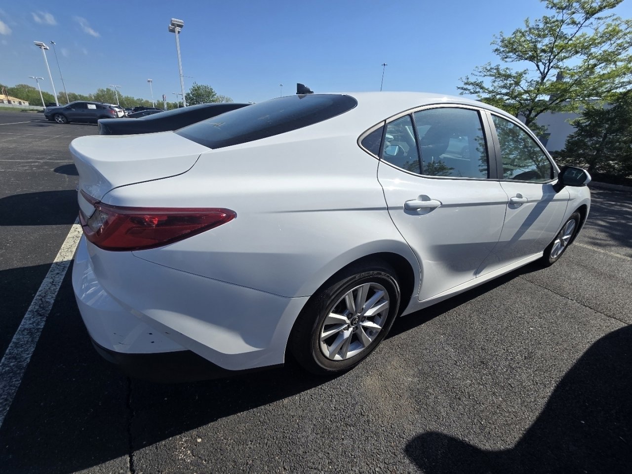 Used 2025 Toyota Camry LE image 8