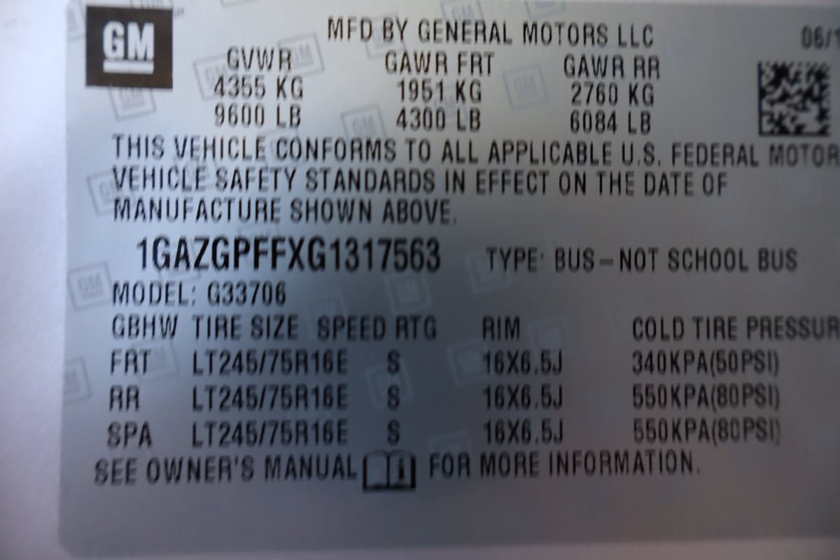 Used 2016 Chevrolet Express 3500 LT w/ LT Preferred Equipment Group RWD image 43