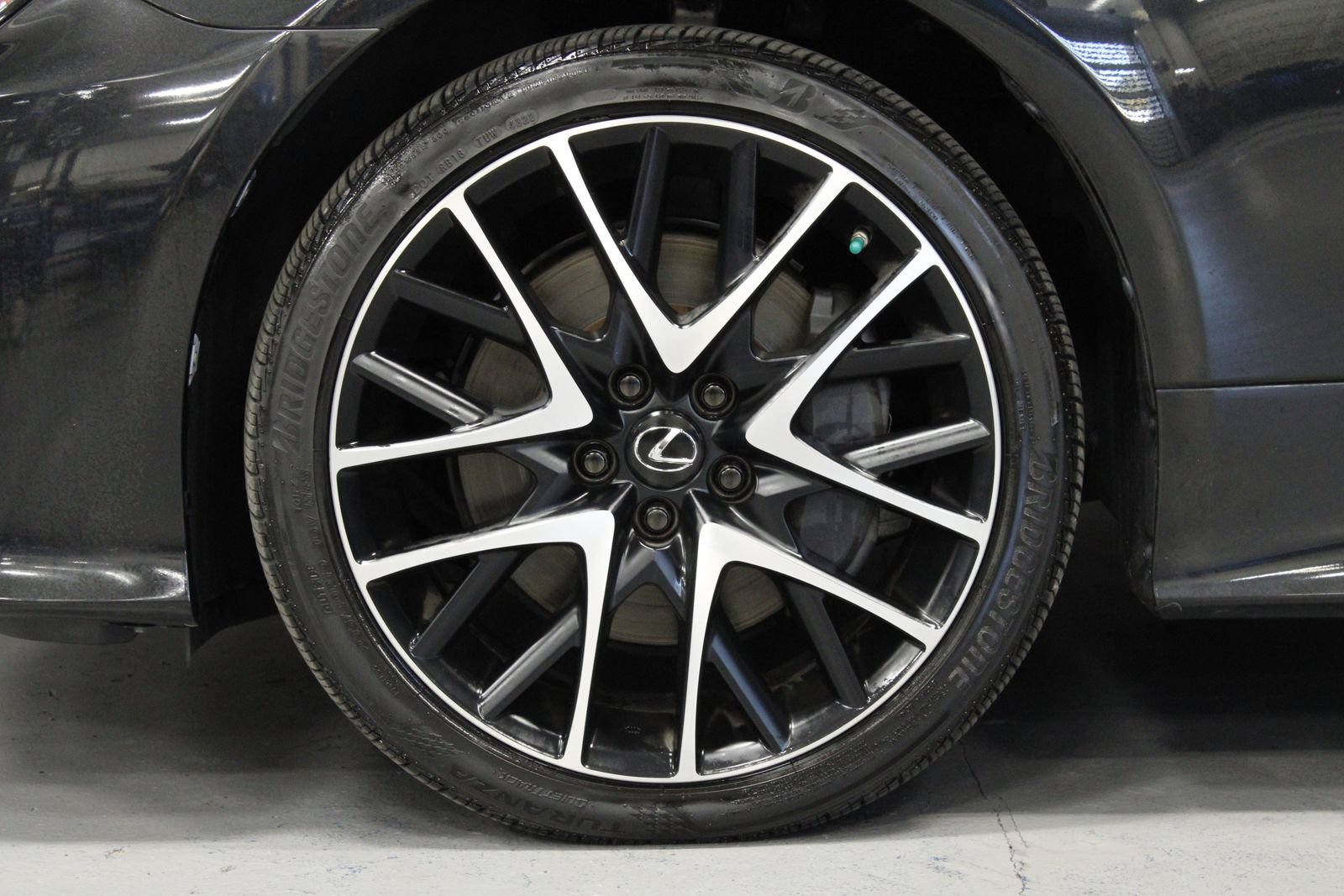 Used 2018 Lexus RC 300 AWD image 9