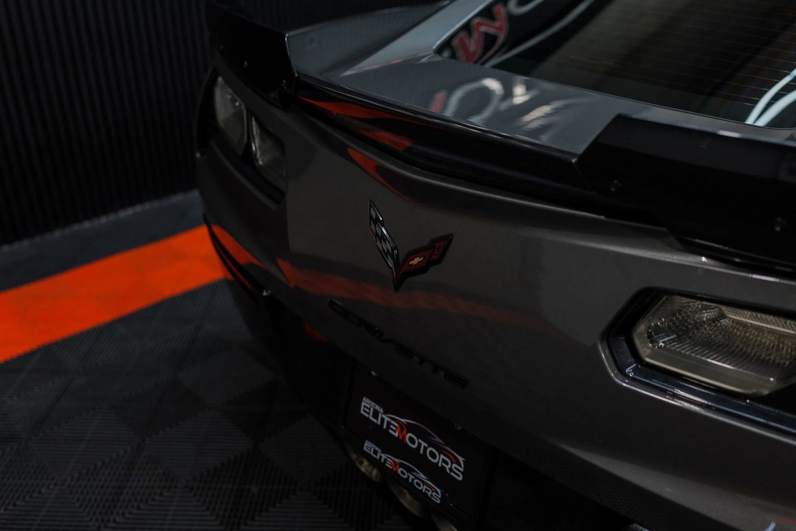 Used 2015 Chevrolet Corvette Z06 w/ Z07 Performance Package RWD image 23