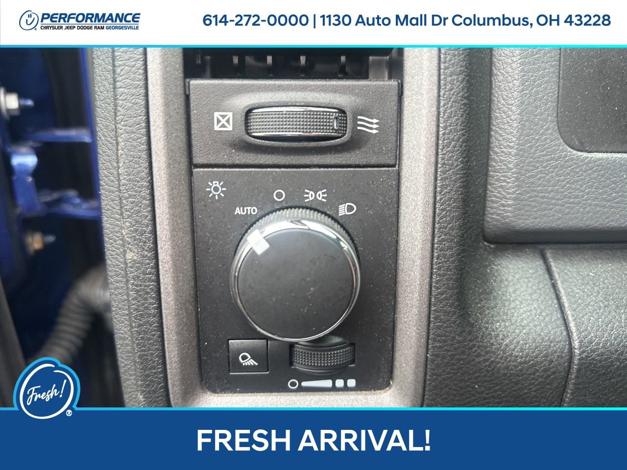 Used 2018 RAM 2500 Tradesman w/ Chrome Appearance Group image 15