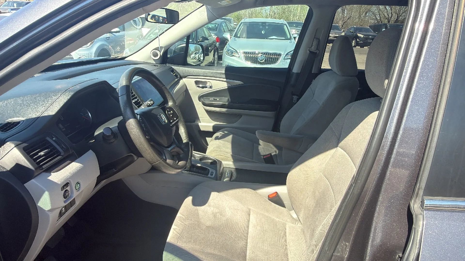 Used 2019 Honda Pilot EX image 4