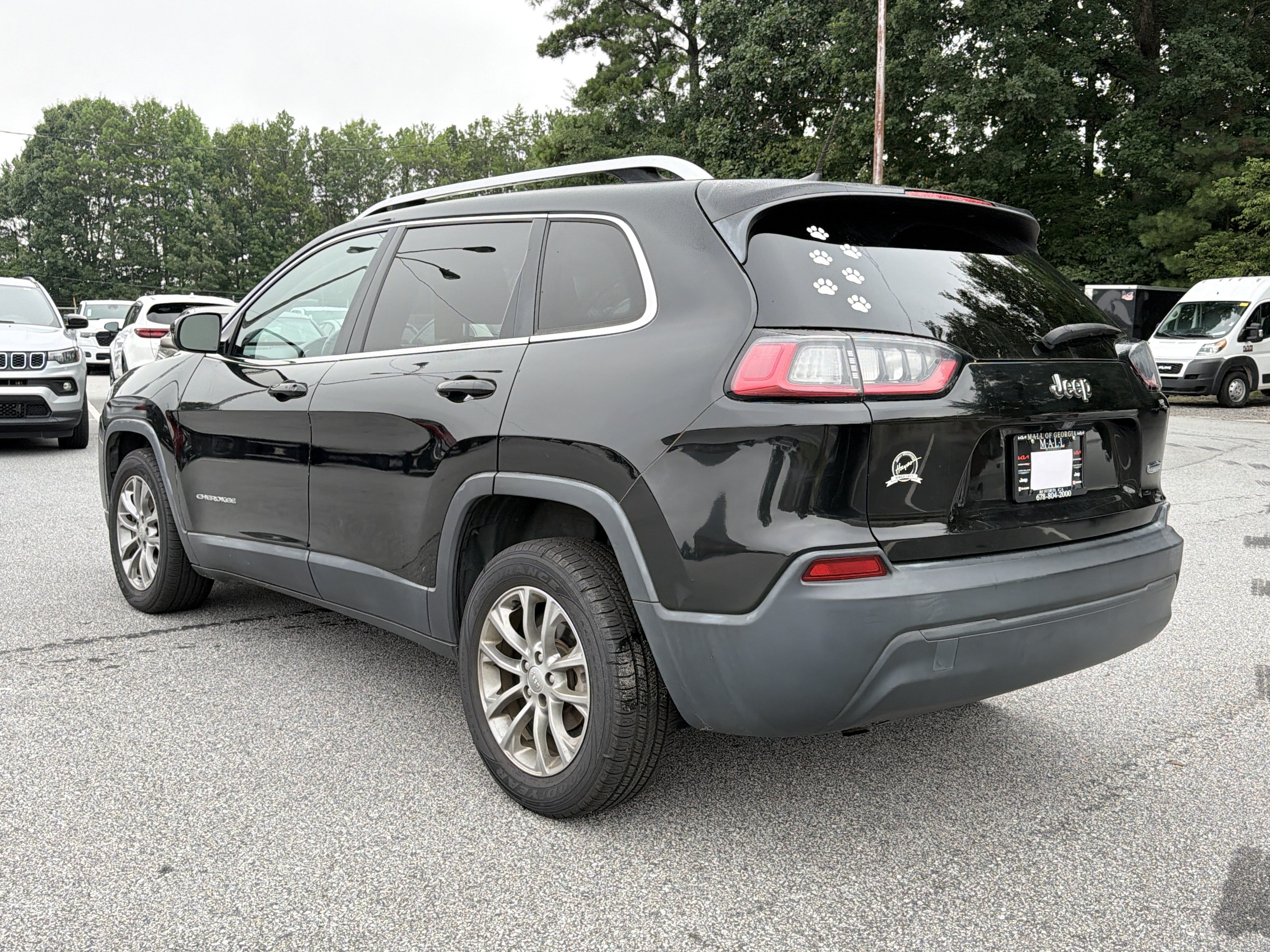 Used 2019 Jeep Cherokee Latitude Plus FWD image 6