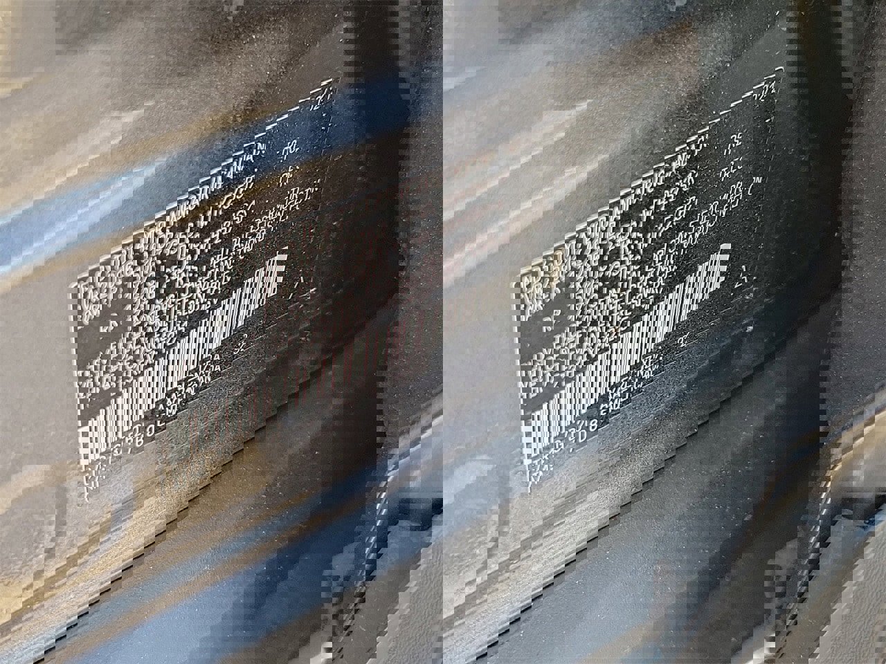 Used 2021 Toyota RAV4 LE image 31