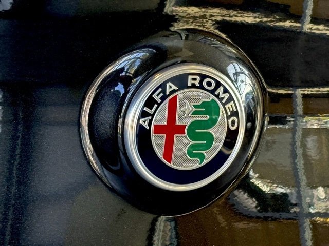 Used 2022 Alfa Romeo Stelvio Sprint image 7