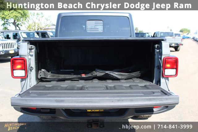 Used 2021 Jeep Gladiator Willys image 7
