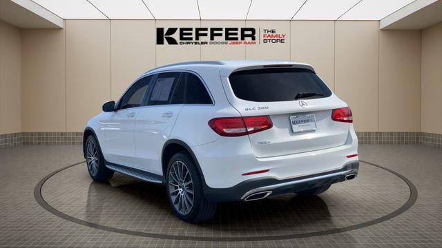 Used 2016 Mercedes-Benz GLC 300 image 3