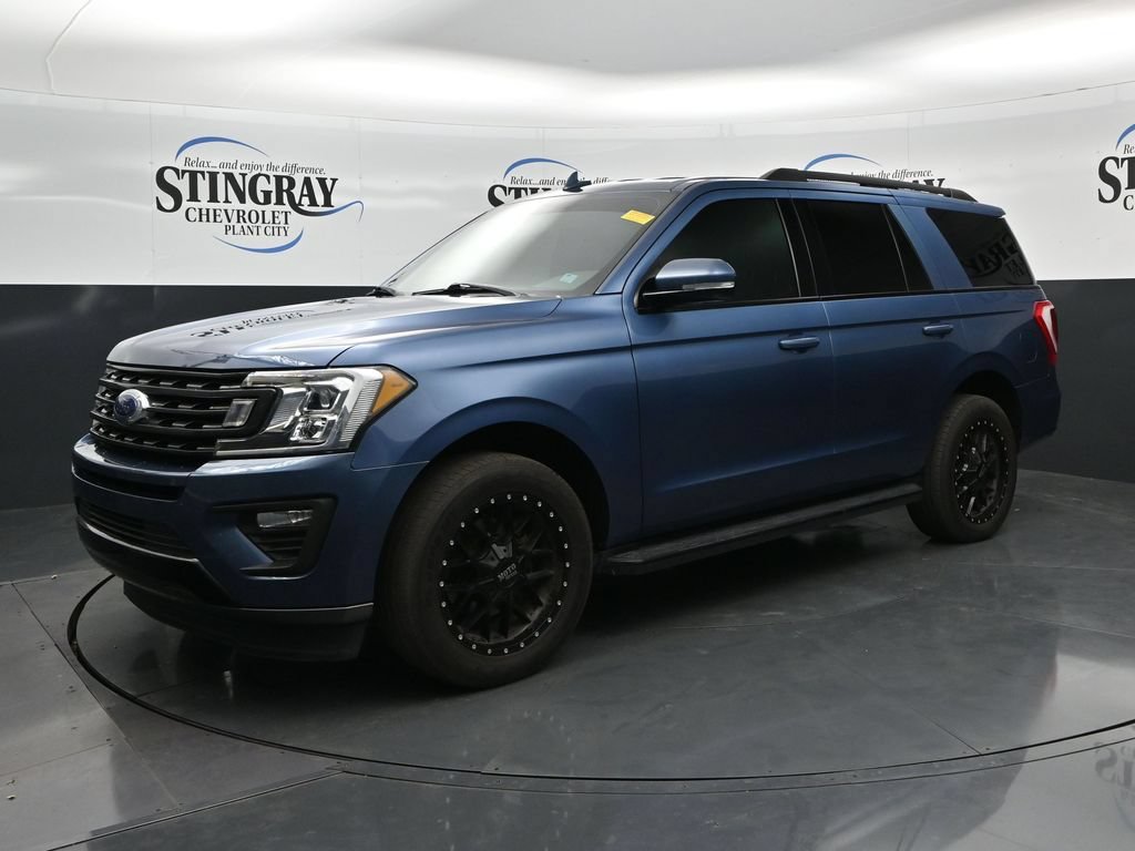 Used 2020 Ford Expedition XLT w/ Equipment Group 202A RWD image 3