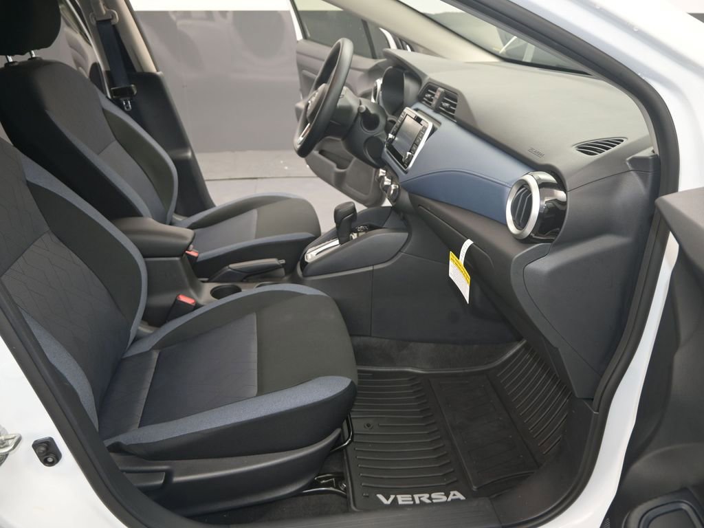 Certified 2025 Nissan Versa SV w/ Trunk Package image 22
