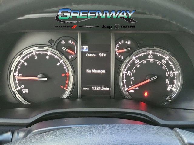 Used 2024 Toyota 4Runner TRD Off-Road Premium w/ Moonroof Package AWD/4WD image 31