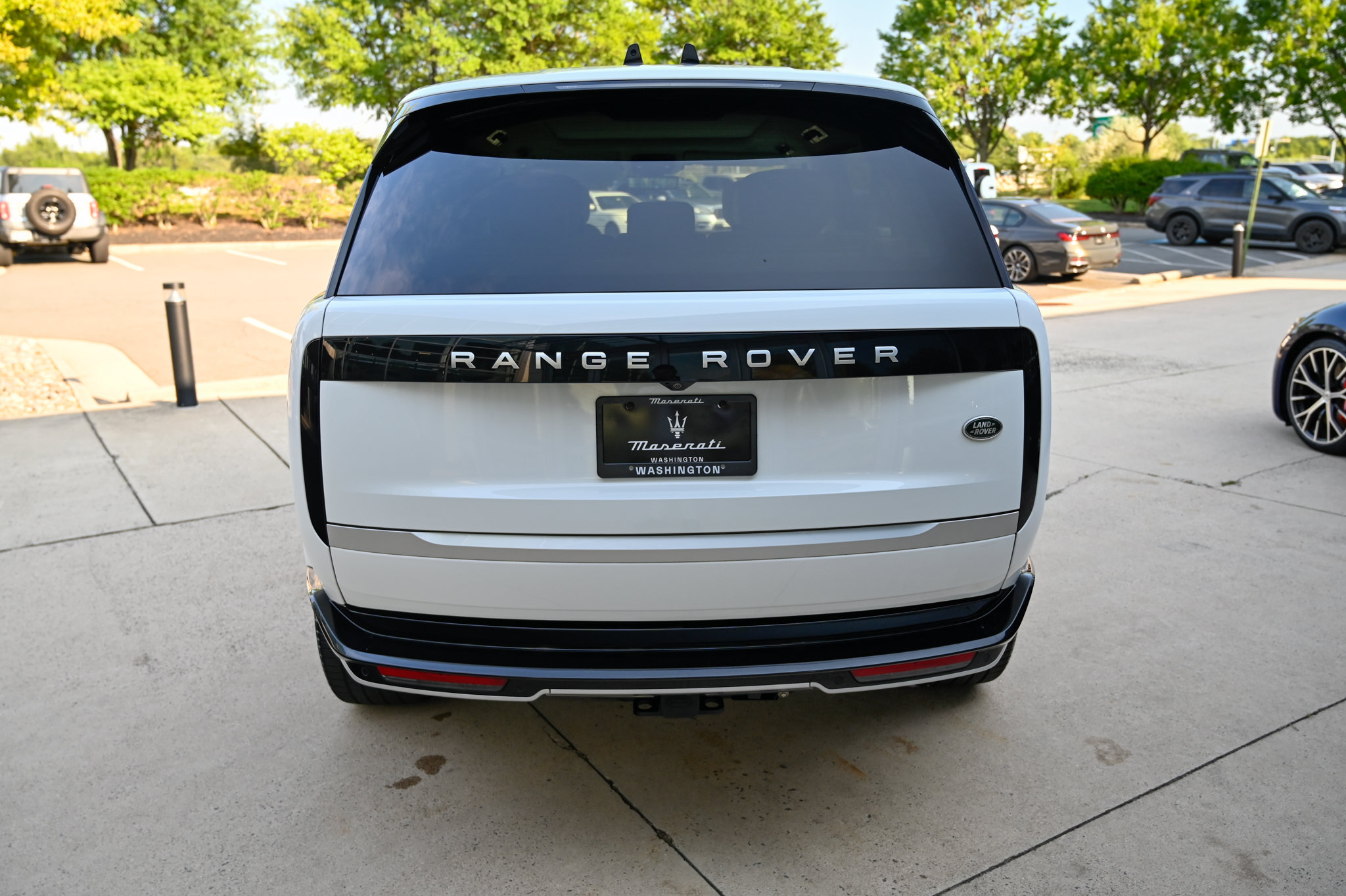 Used 2023 Land Rover Range Rover Long Wheelbase Autobiography AWD/4WD image 6