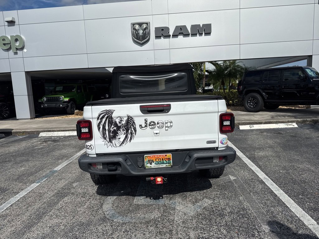 Used 2020 Jeep Gladiator Overland image 6