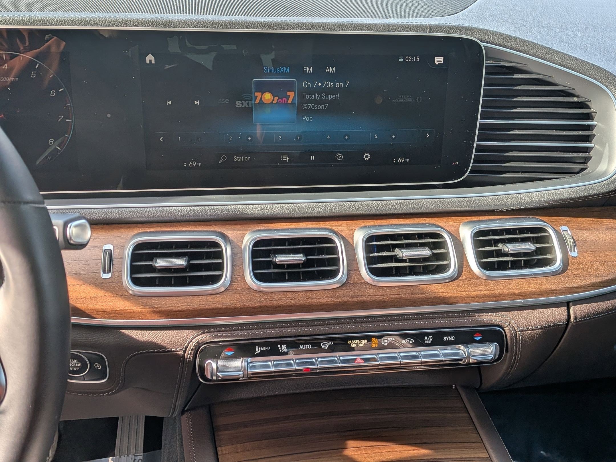 Used 2023 Mercedes-Benz GLE 350 4MATIC image 18