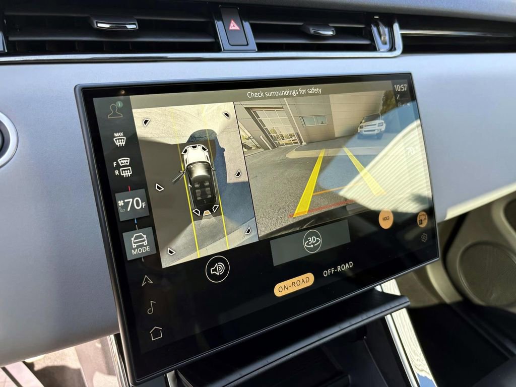 Certified 2025 Land Rover Range Rover Evoque Dynamic SE image 19