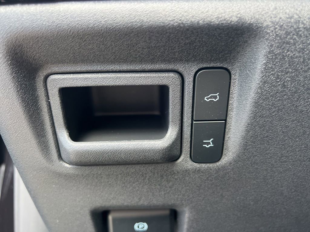 New 2026 Ford Expedition Active image 19