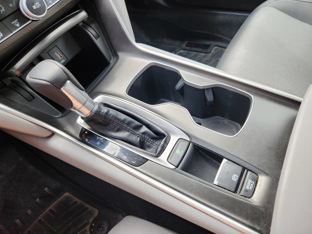 Used 2018 Honda Accord LX image 22