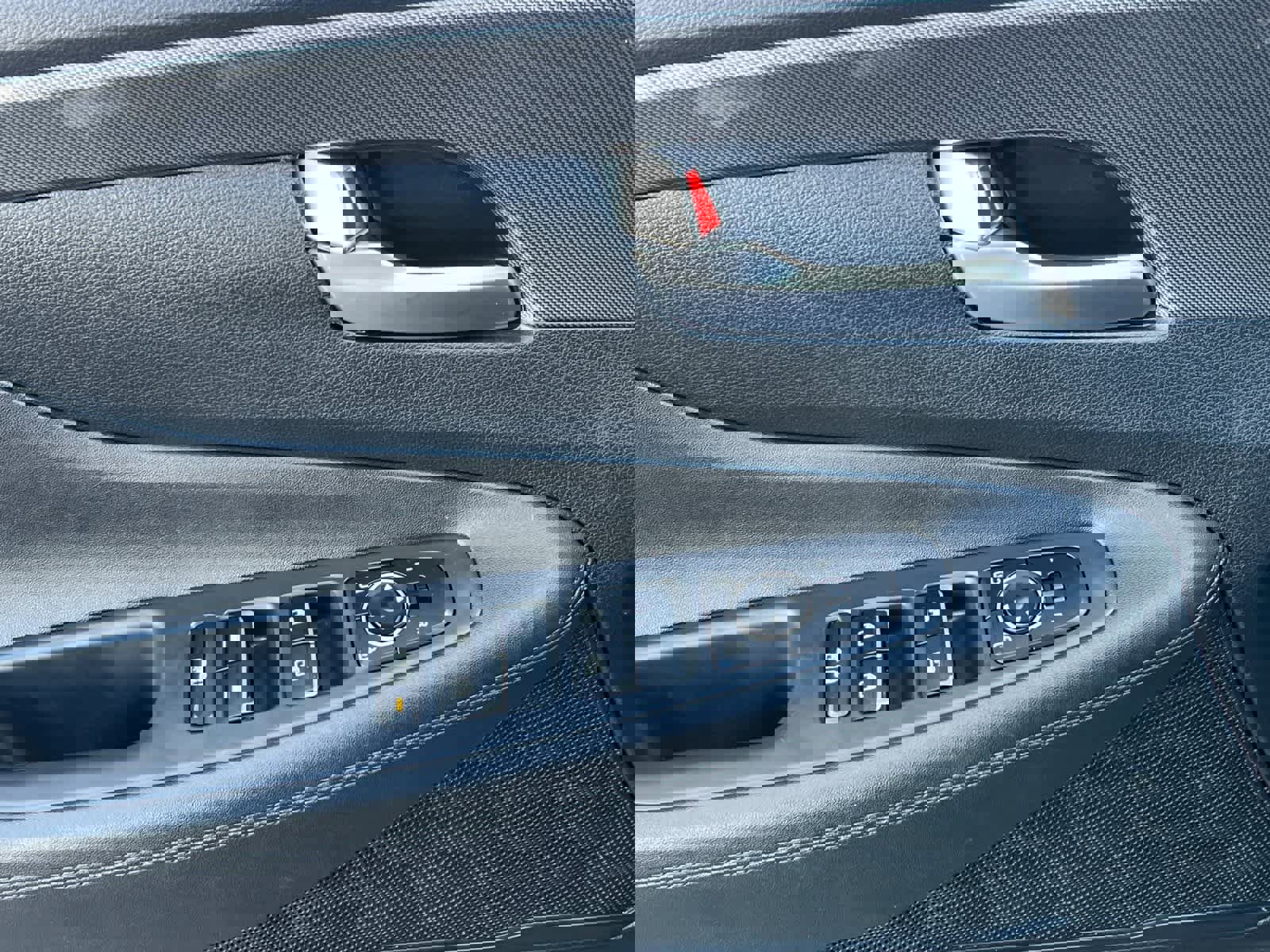 Certified 2022 Hyundai Santa Fe SEL image 13