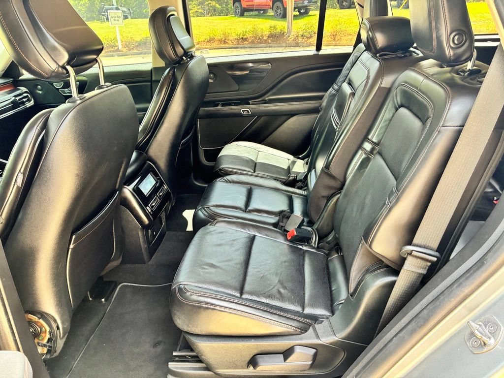 Used 2020 Lincoln Aviator Reserve w/ Equipment Group 201A AWD/4WD image 10