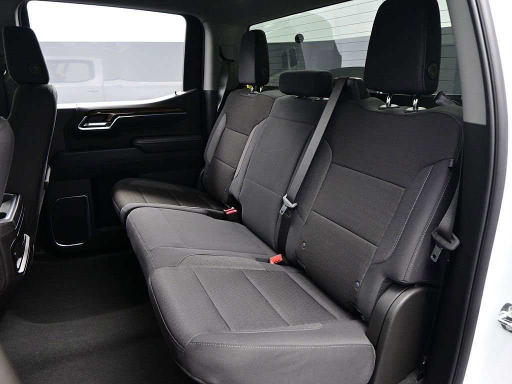 Used 2025 Chevrolet Silverado 1500 LT w/ LPO, Dark Essentials Package RWD image 33