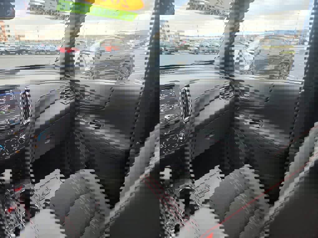 Used 2022 Chevrolet Equinox RS image 18