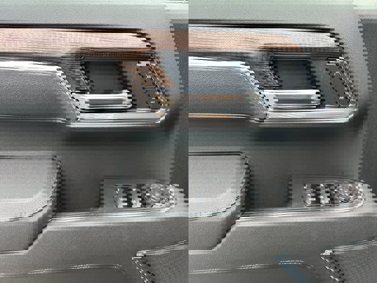 New 2026 Chevrolet Silverado 1500 RST w/ Z71 Off-Road Package image 18