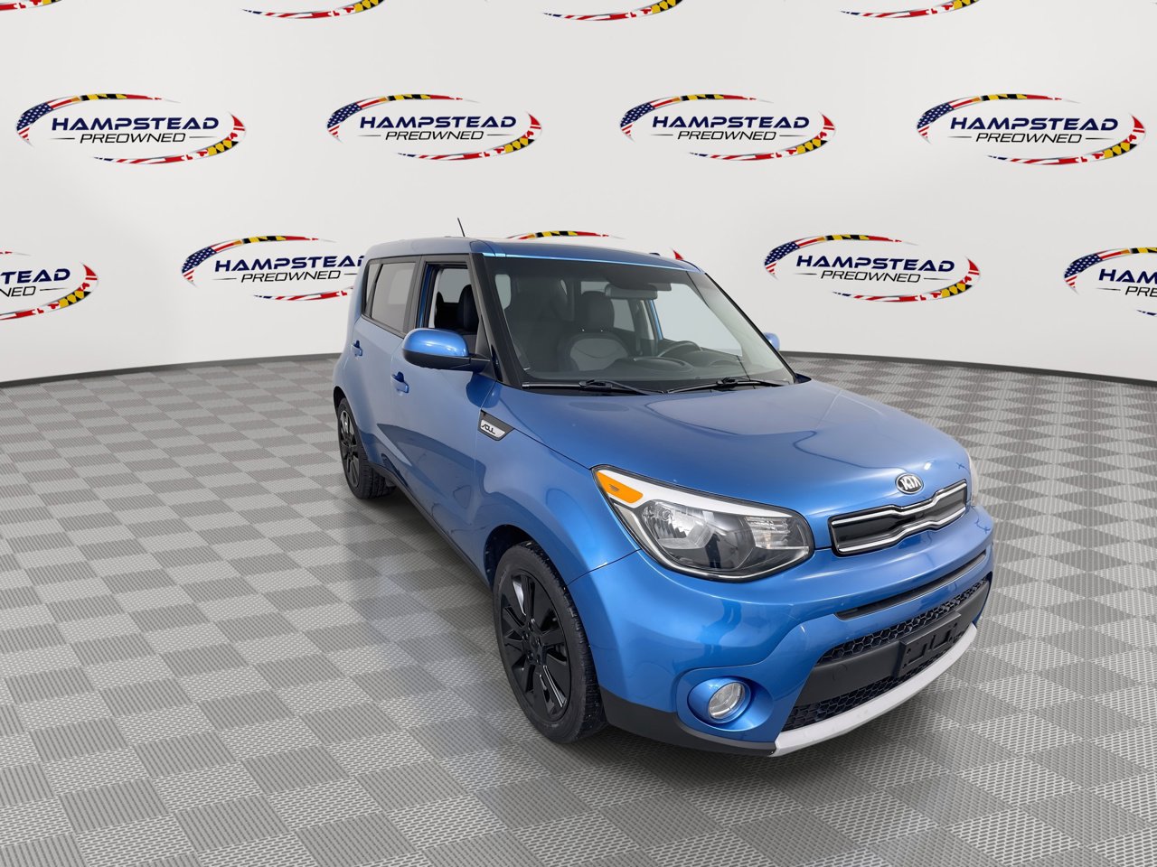 Used 2019 Kia Soul + FWD image 2