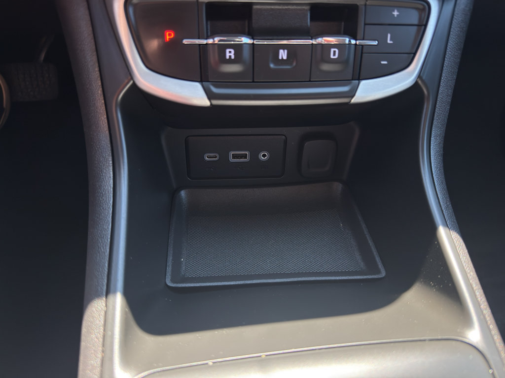 Used 2022 GMC Terrain SLE w/ Driver Convenience Package AWD/4WD image 20