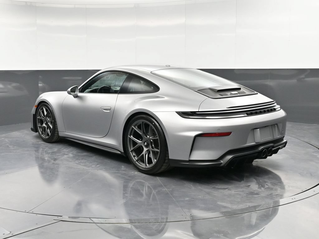 New 2026 Porsche 911 GT3 RWD image 3