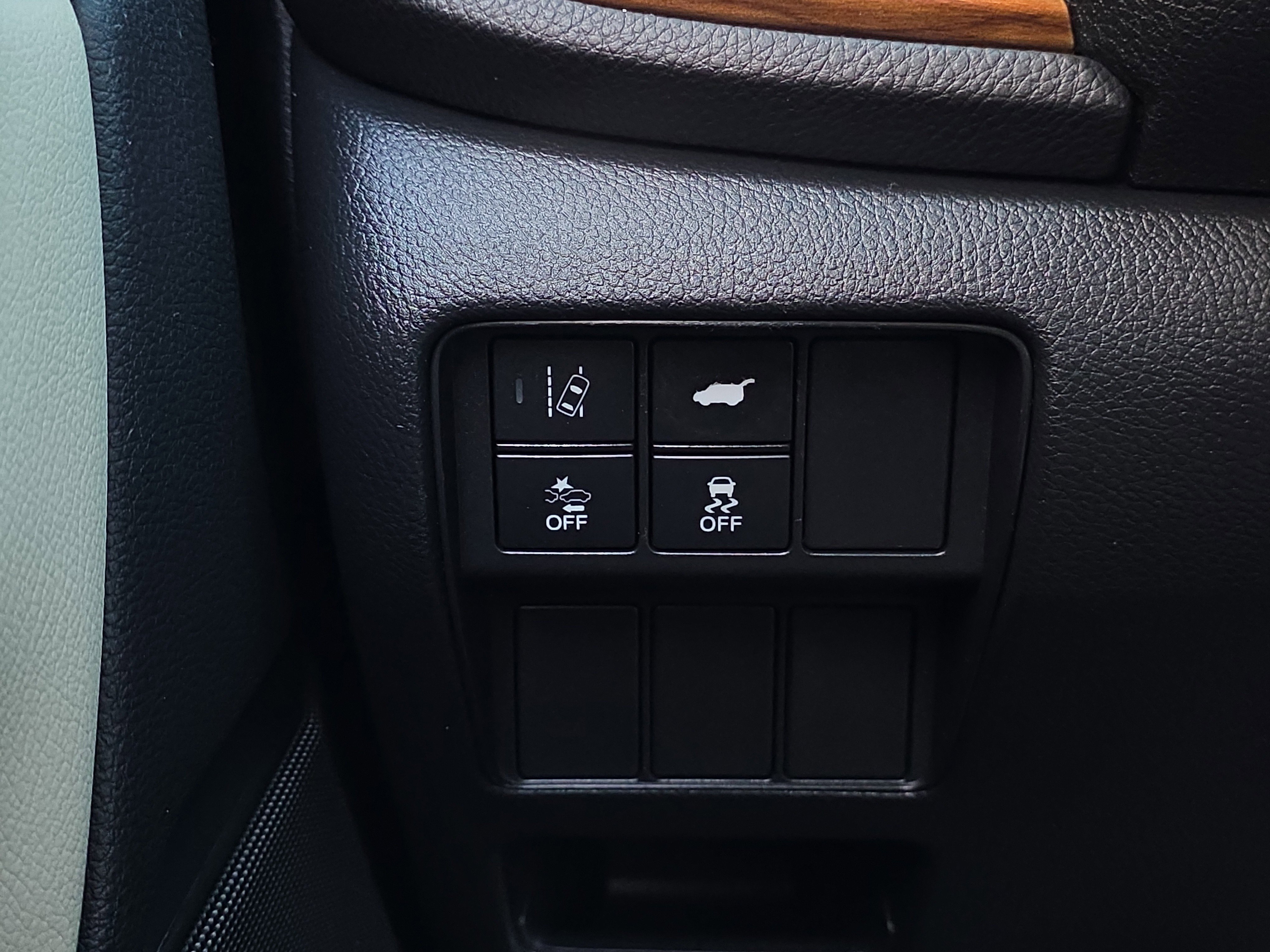 Used 2018 Honda CR-V Touring image 28