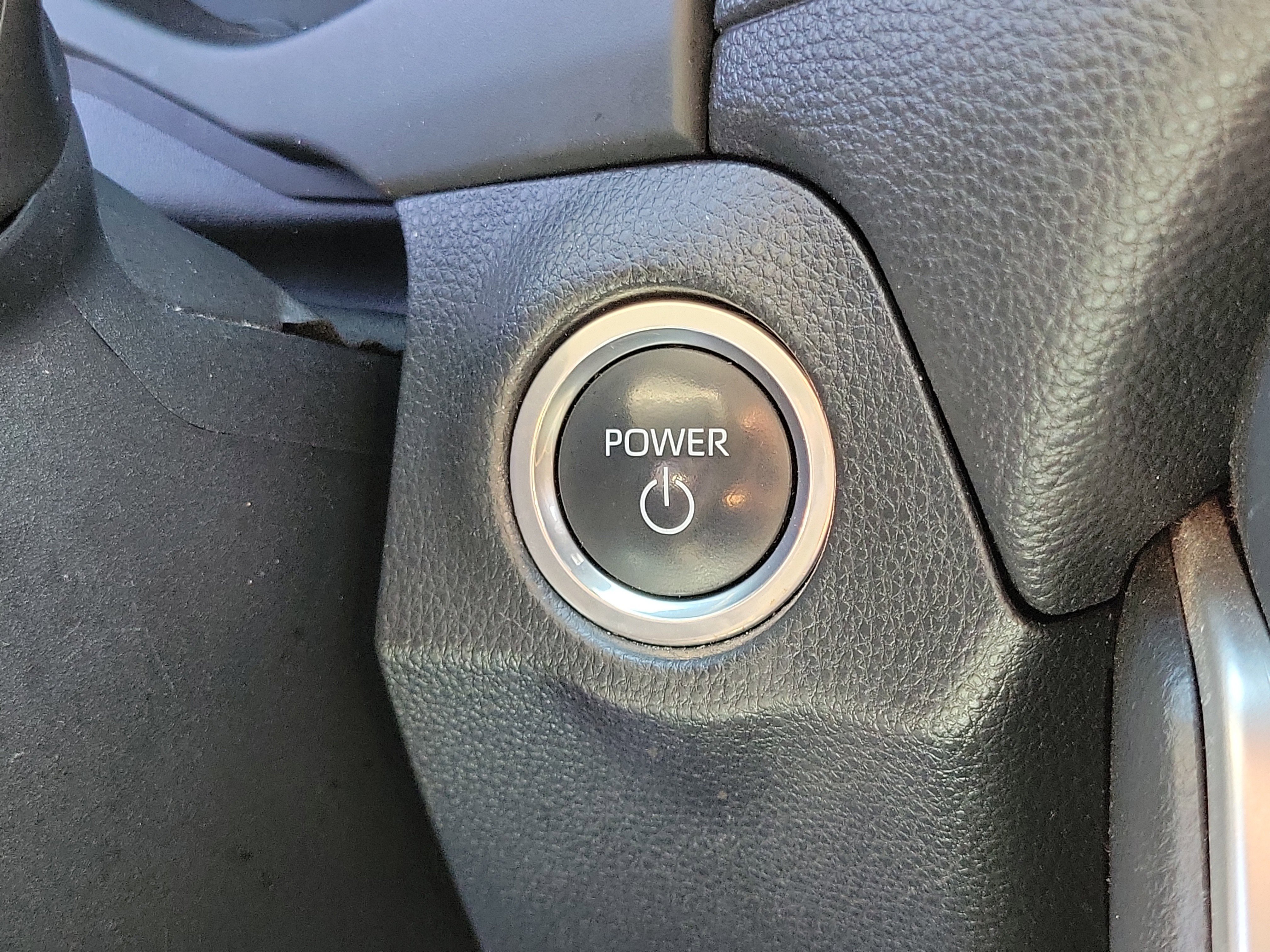 Used 2023 Toyota RAV4 SE w/ Weather & Moonroof Package AWD/4WD image 28