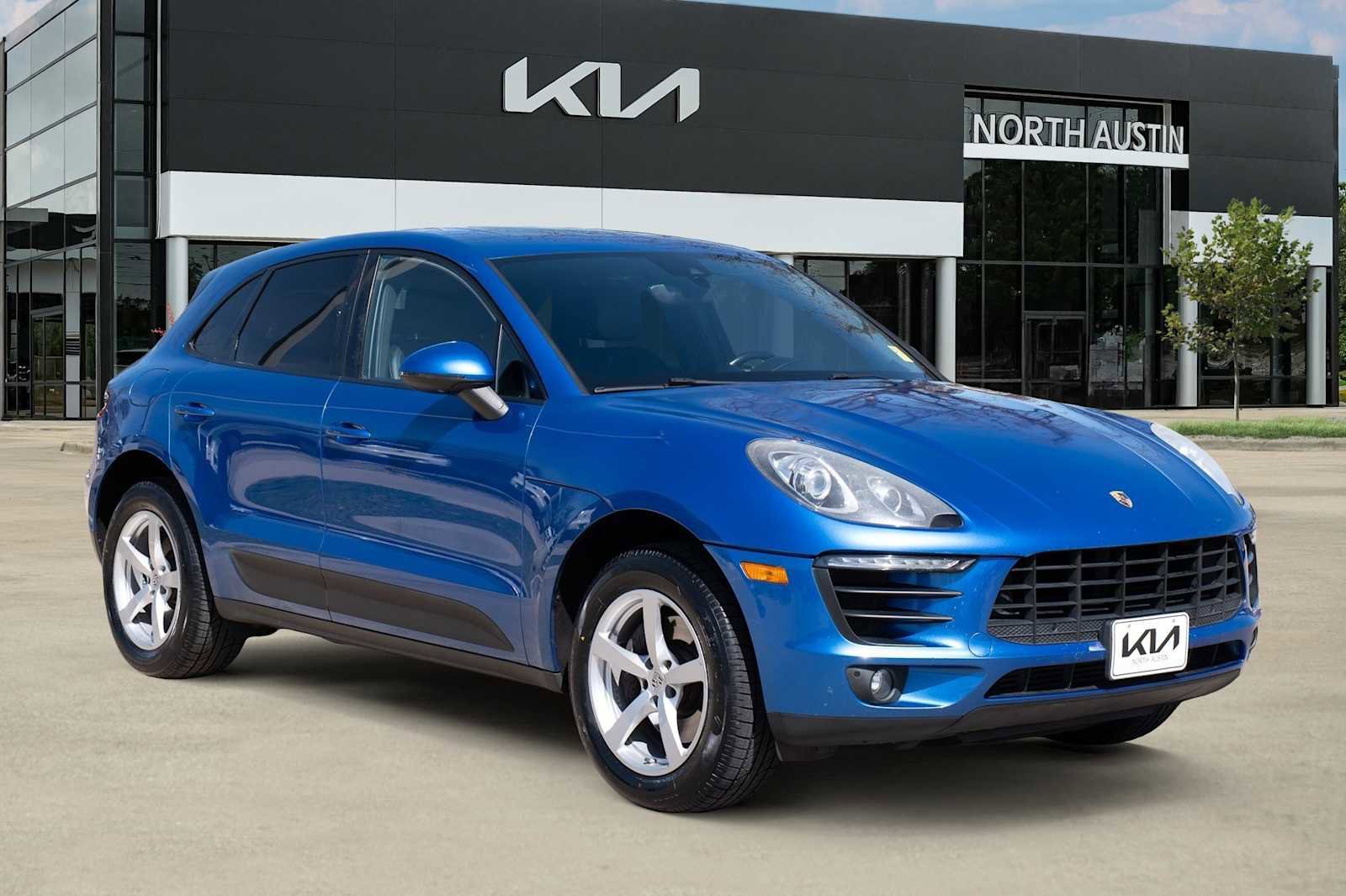 Used 2017 Porsche Macan image 8
