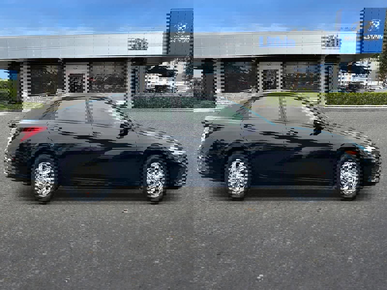 New 2026 Hyundai Elantra SE image 9