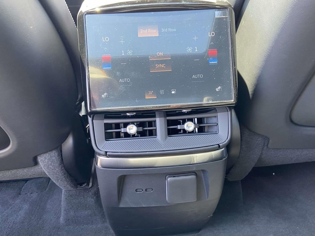New 2026 Cadillac Vistiq Sport AWD/4WD image 14