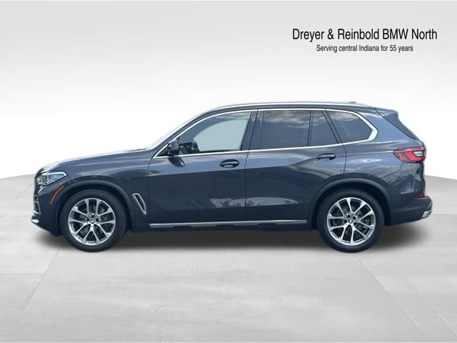 Used 2021 BMW X5 xDrive40i w/ Executive Package AWD/4WD image 2