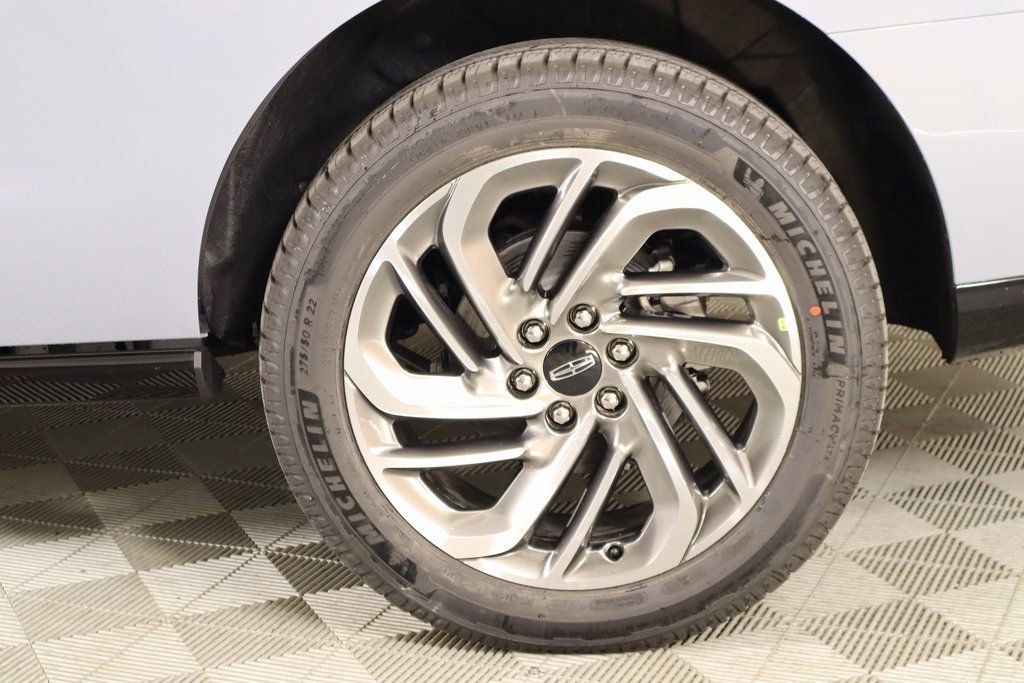 New 2025 Lincoln Navigator Reserve image 20