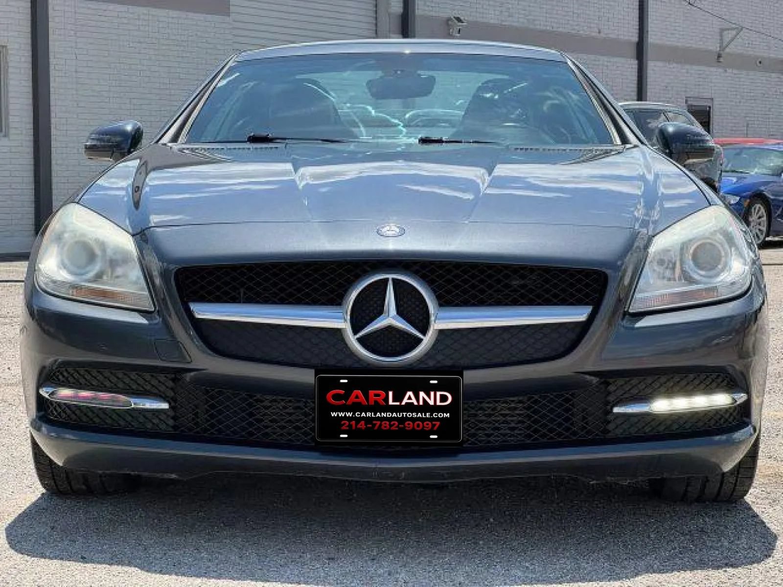 Used 2015 Mercedes-Benz SLK 250 image 21