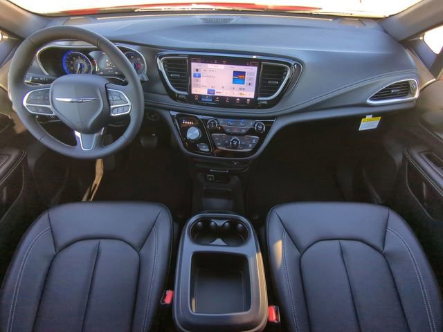 New 2026 Chrysler Pacifica Select image 19
