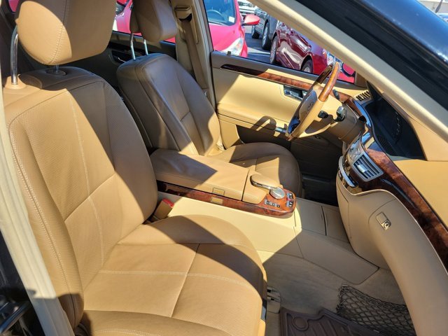 Used 2008 Mercedes-Benz S 550 4MATIC image 6