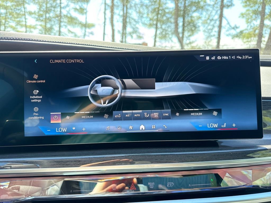 New 2026 BMW 760i xDrive w/ Executive Package image 18