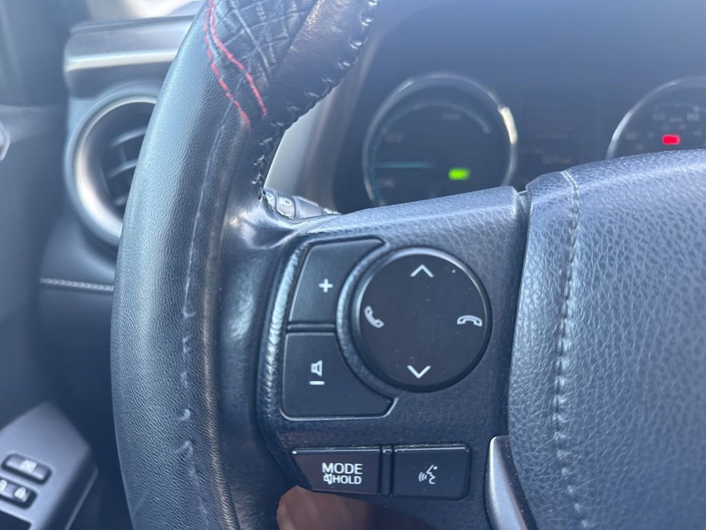 Used 2018 Toyota RAV4 XLE w/ Carpet Mat Package image 22