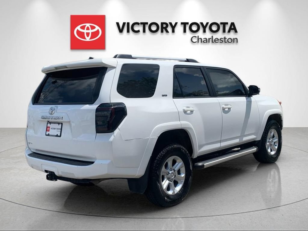 Used 2024 Toyota 4Runner SR5 Premium w/ Moonroof Package AWD/4WD image 7