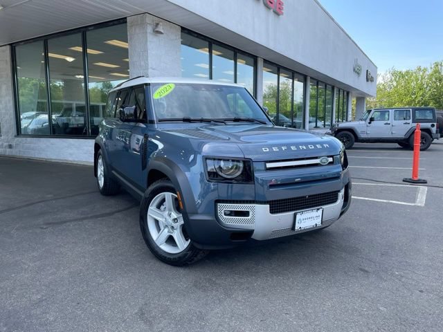 Used 2023 Land Rover Defender 110 SE AWD/4WD image 3