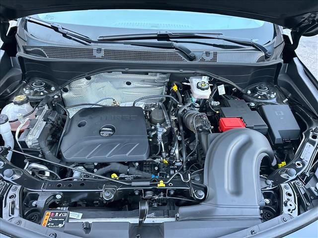 Certified 2025 Buick Encore GX Sport Touring w/ Advanced Technology Package image 30