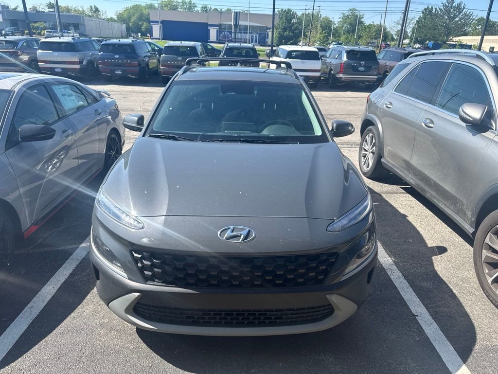 Used 2023 Hyundai Kona SEL w/ Convenience Package AWD/4WD image 5